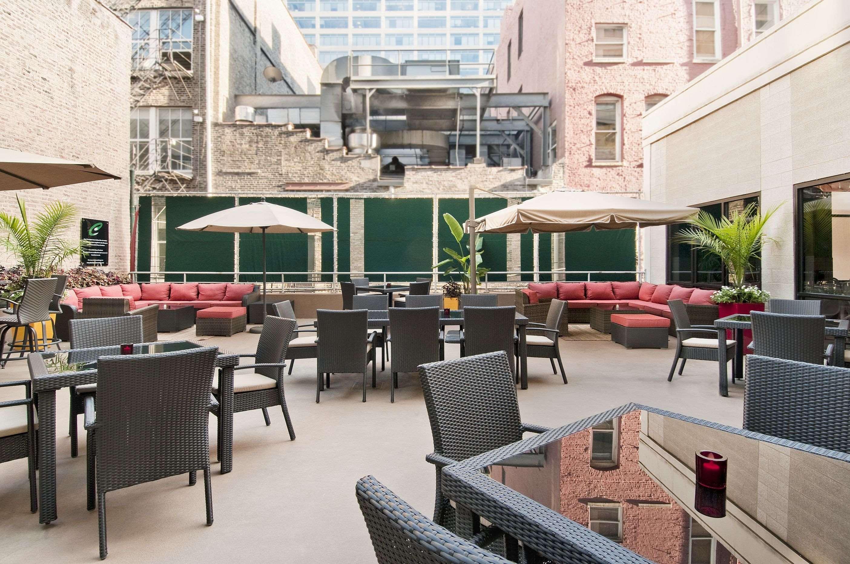 Hampton Inn & Suites Chicago-Downtown Εξωτερικό φωτογραφία