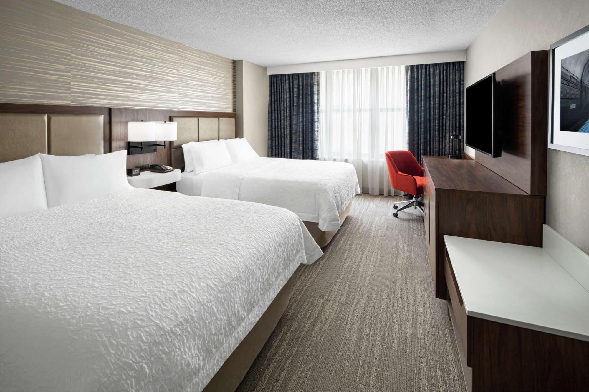 Hampton Inn & Suites Chicago-Downtown Εξωτερικό φωτογραφία