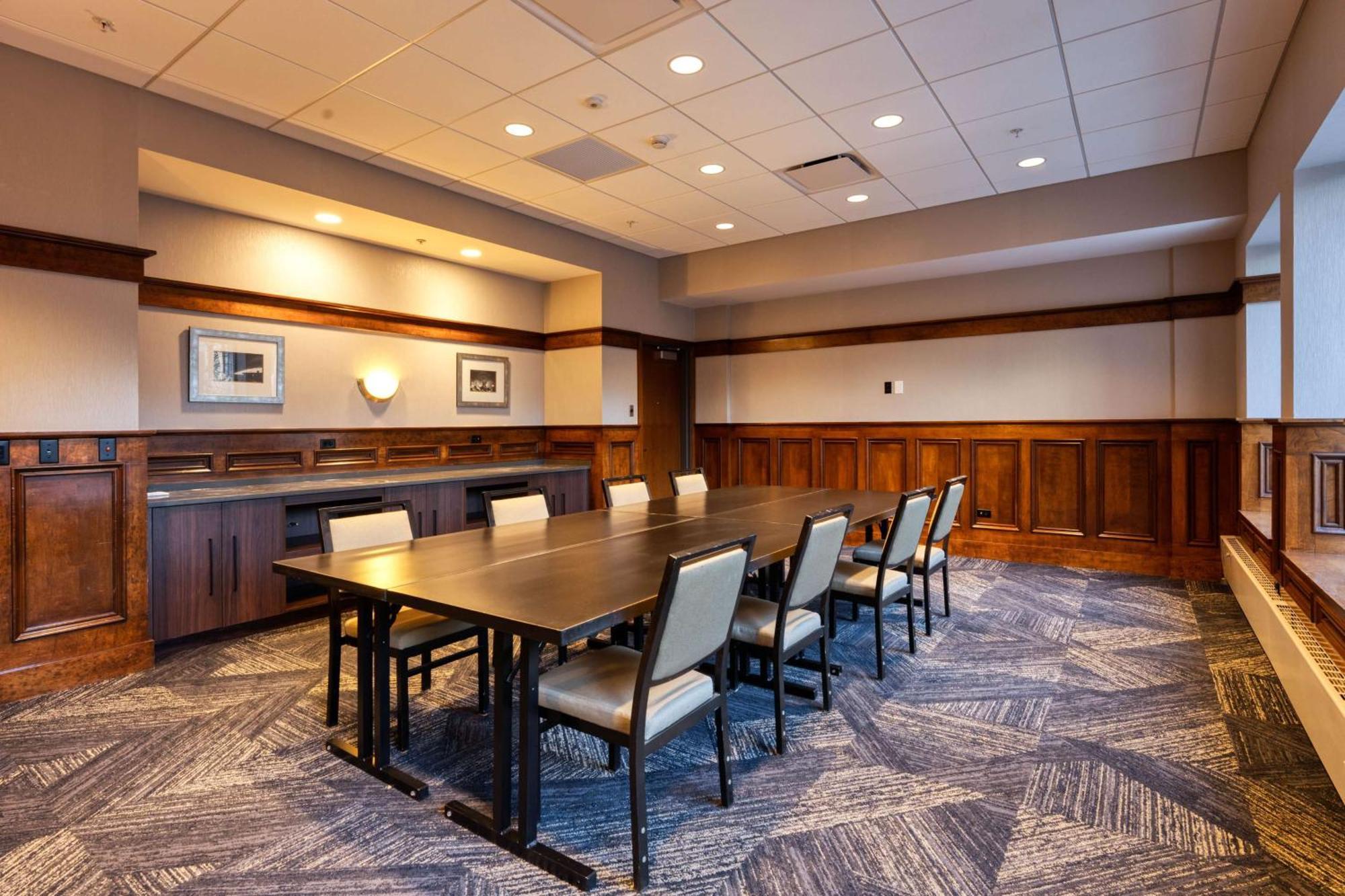 Hampton Inn & Suites Chicago-Downtown Εξωτερικό φωτογραφία