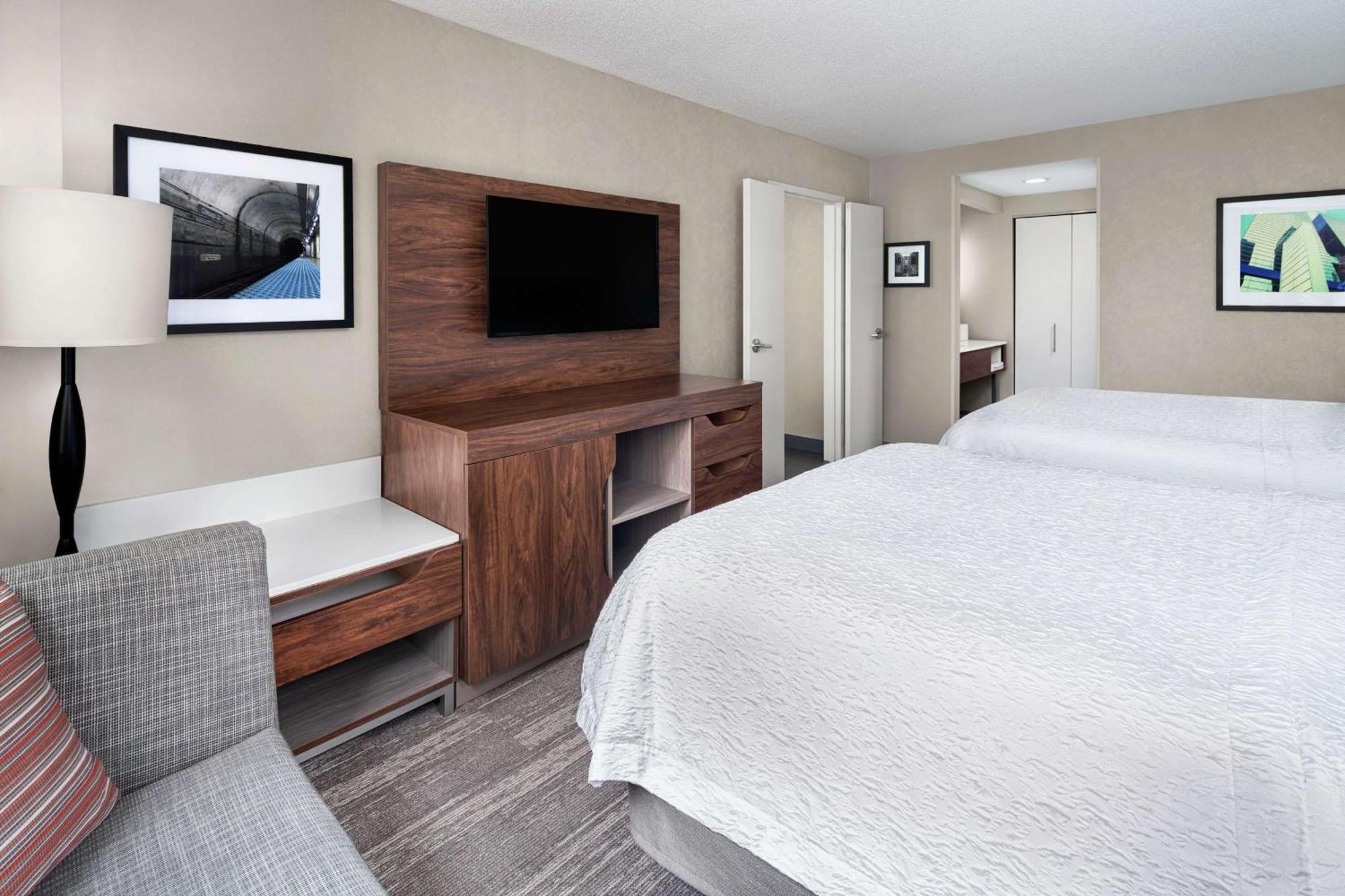 Hampton Inn & Suites Chicago-Downtown Εξωτερικό φωτογραφία